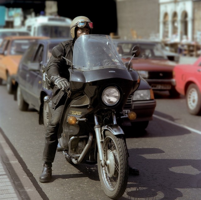 Commuting to work in 1980s London